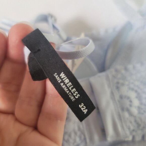 Aerie Real Power Wireless Padded Lace Bra Floral Blue Size 32A - Picture 4 of 6